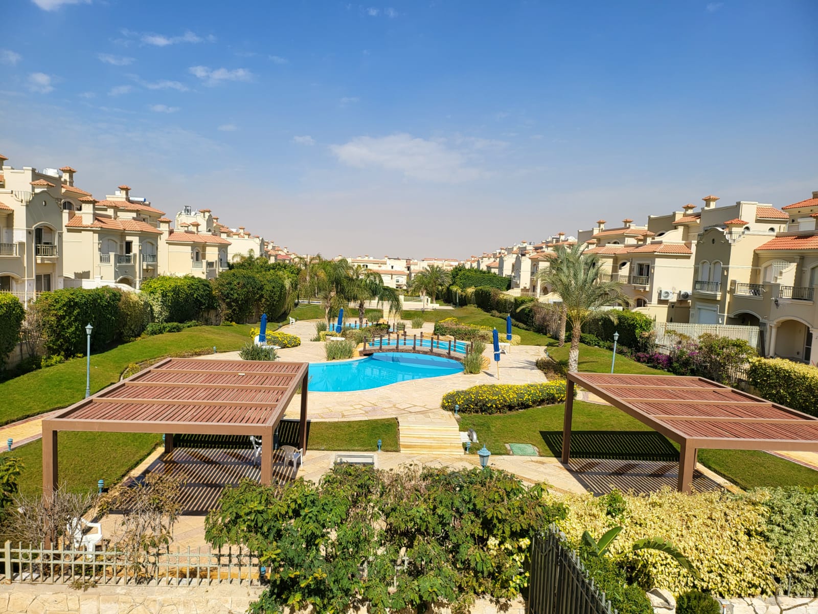 الباتيو 5 إيست – Twinhouse